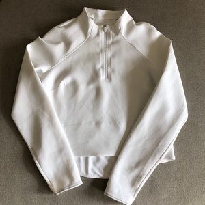 LULULEMON cropped quarter zipped top